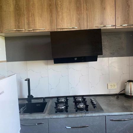 Green Apartment Kutaisi Ngoại thất bức ảnh